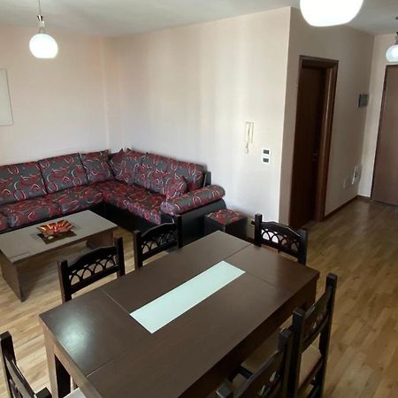 Ami Apartments Саранда Екстер'єр фото